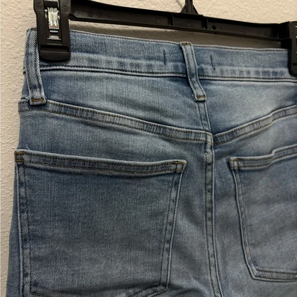 Madewell Mid-Rise Kick Out Blue Jeans - Picture 12 of 14